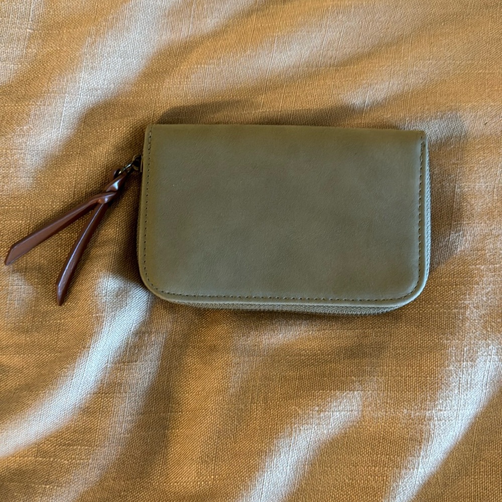Woman's Wallet